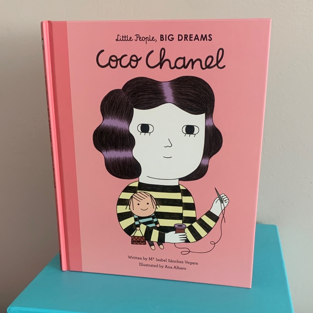 Little People, Big Dreams: Coco Chanel Book 417